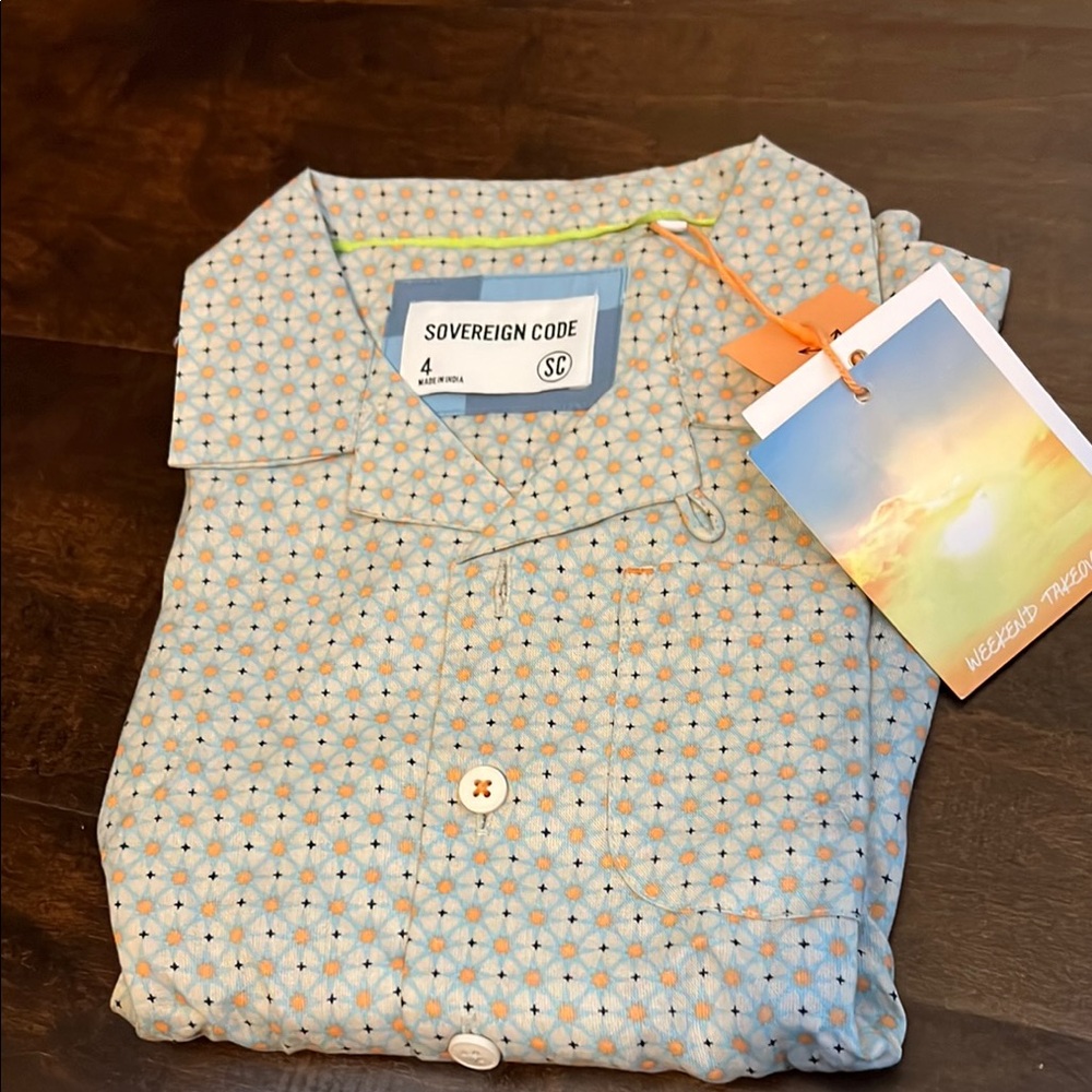 Sovereign Code Button Down Shirt - Picture 5 of 5